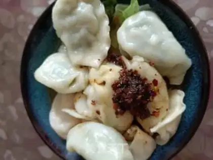 Make Red oil dumplings step 7