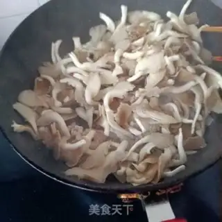 Make The seametrius fried mushrooms step 6