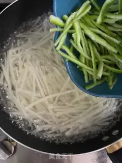 Make Frozen potatoes step 3