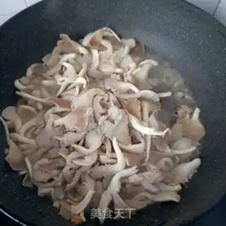 Make The seametrius fried mushrooms step 8
