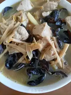 Make Porkball soup step 7