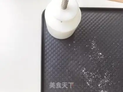 Make Precious black sesame mooncake step 11