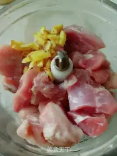 Make Pork omelet box step 5