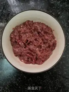 Make Tomato fried beef pan step 0