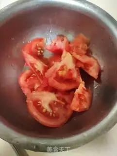 Make Tomato egg noodles step 0