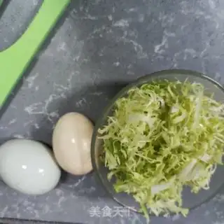 Make Eggs are sorely fragrance step 1