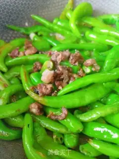 Make Dry green pepper step 5