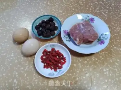 Make Cinnamon egg stew step 0