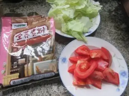 Make Tomato-covered cabbage step 0