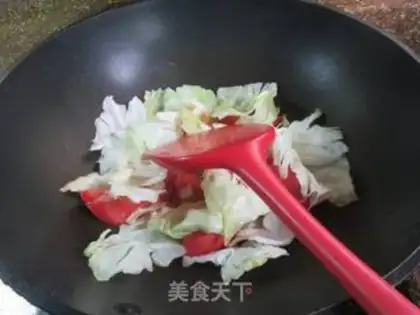 Make Tomato-covered cabbage step 2