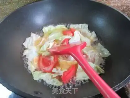 Make Tomato-covered cabbage step 3