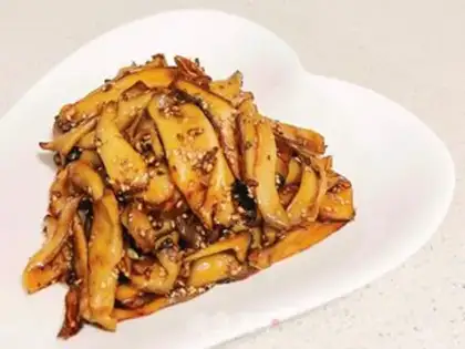 Make Barbecue-like apricot mushroom step 10