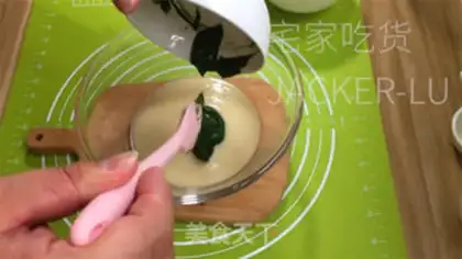 Make Scratch tea and early cake step 3
