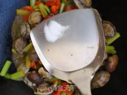 Make Celery peppers and hot clams step 8