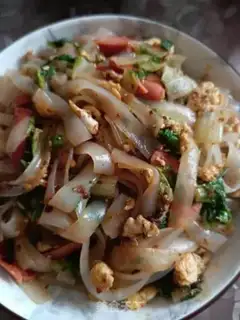 Make Egg fried river powder step 7