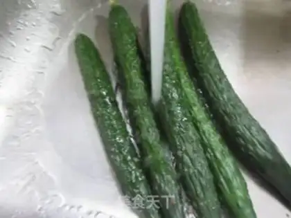 Make Homemade pickles step 1