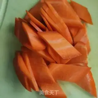 Make Five flowers and three colors step 2