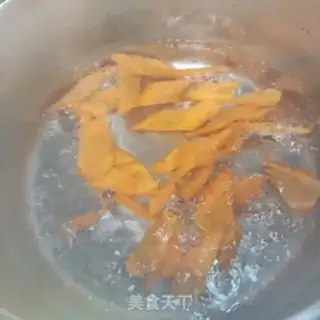 Make Five flowers and three colors step 3