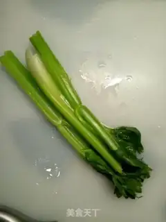 Make Celery apple juice step 1