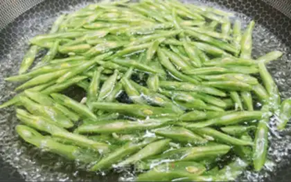 Make Four seasons of bean meat step 4
