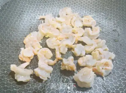 Make cucumber eggs and shrimp step 5