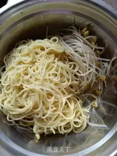 Make Bean sprouts step 6