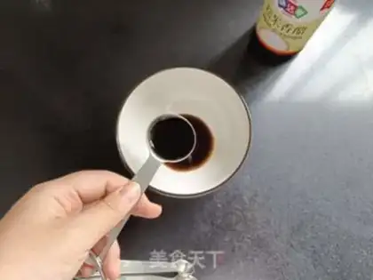 Make Spicy potatoes step 1