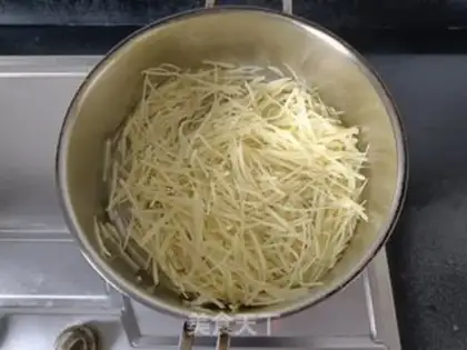 Make Hand-to-hand fish balls step 6