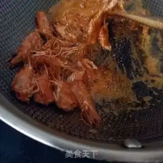 Make Shrimp oiled twig mushrooms step 6
