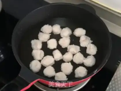 Make Hand-to-hand fish balls step 7