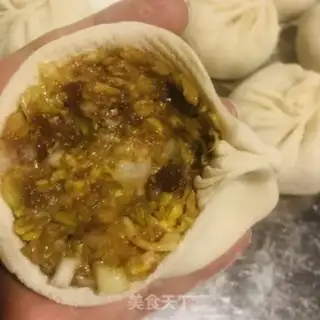 Make "Big cabbage pork bun." step 9