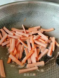 Make Cucumber ham and sausage step 4