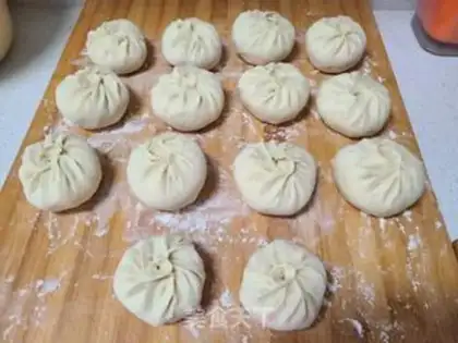 Make Garlic pumpkin pie step 5