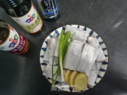 Make Jell-O fish step 0