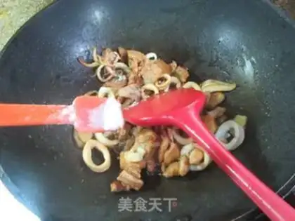 Make Five flowers for a squid step 12
