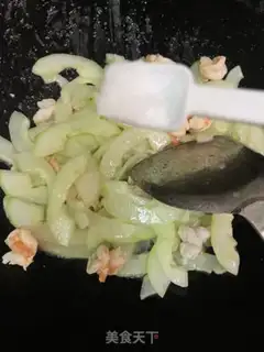 Make cucumber shrimp step 5