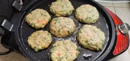 Make Chicken celery omelet step 5