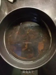 Make Ginger milk tea step 1