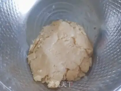 Make Yellow moon cake step 4