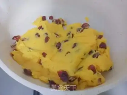 Make Yellow moon cake step 9