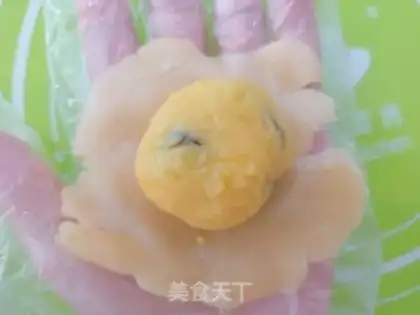Make Yellow moon cake step 11