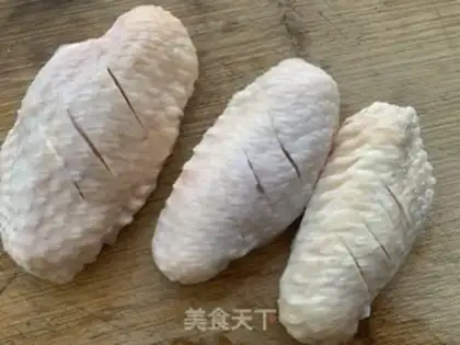 Make Pelican chicken wings step 1