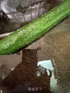 Make Celery cucumber juice step 1