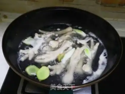 Make Spicy lemon claws step 3