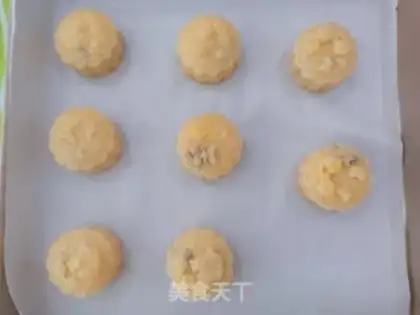 Make Yellow moon cake step 14