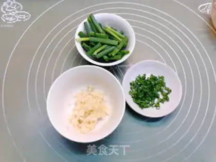 Make Steamed chicken legs step 1