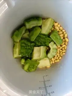 Make Suffering melon cucumber broccoli soup step 3