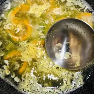 Make Pumpkin shrimp soup step 6