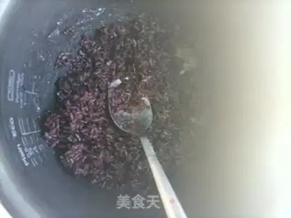Make The chrysanthemum meat egg sushi step 0
