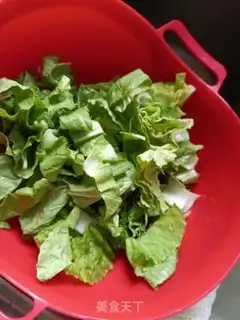 Make Eggs are fried cabbage step 0